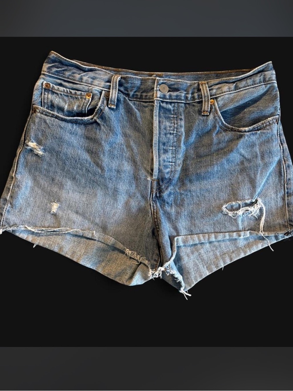 Distressed High-Rise Women's Denim Shorts Levi’s 501